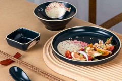 餐具和食物搭配有讲究，这样吃更美味​