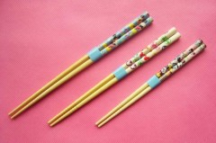 竹筷 vs 木筷，吃饭餐具选对更健康！​