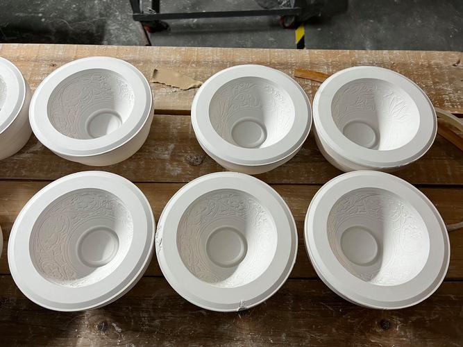 餐具用久了有划痕?还能继续用吗?